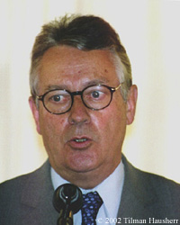 Former Minister Alain Vivien.  Photo © 2002 Tilman Hausherr
